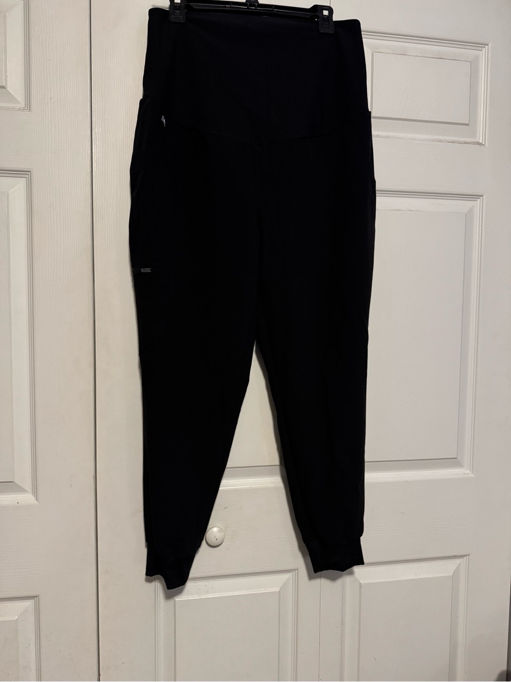 Figs Maternity jogger scrub pants